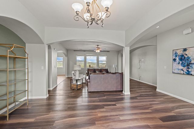 209 Stoney Pointe Drive, Hollister, MO 65672