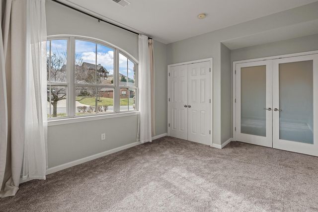 209 Stoney Pointe Drive, Hollister, MO 65672