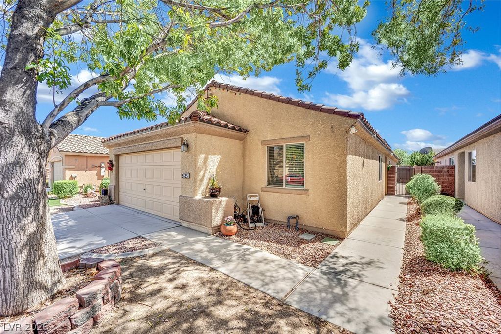 5655 Crowbush Cove Place, Las Vegas, NV 89122 — exterior