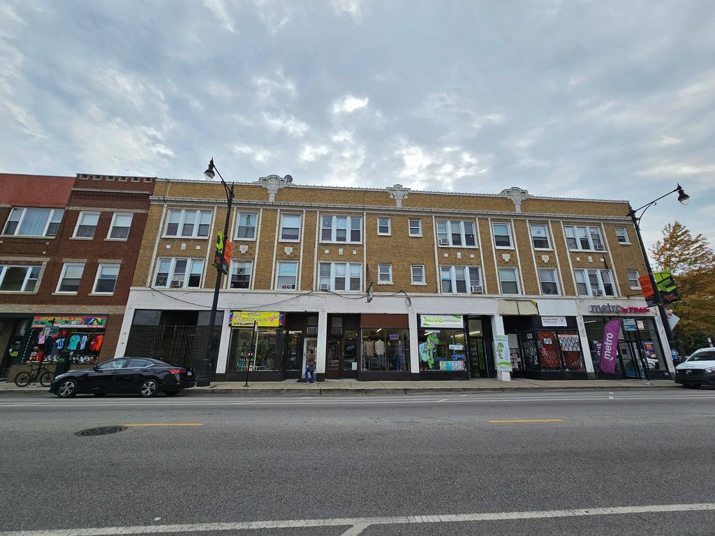 3617 W Lawrence Avenue Store, Chicago, IL 60625