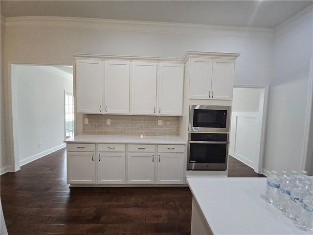 3898 Heirloom Loop Court, Buford, GA 30519