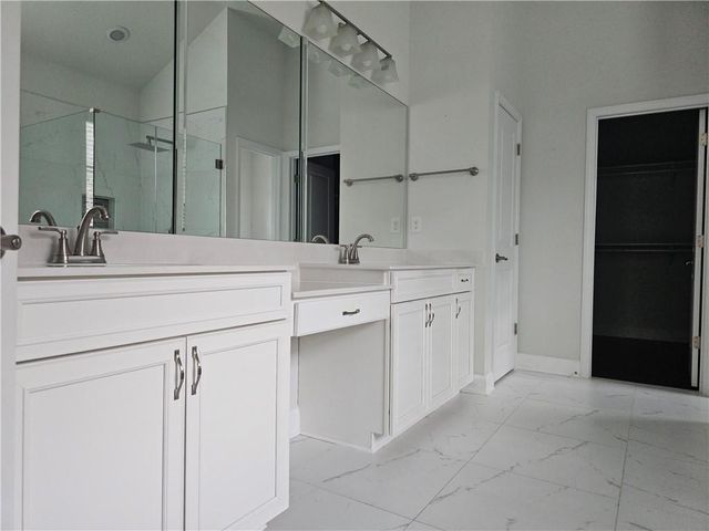 3898 Heirloom Loop Court, Buford, GA 30519