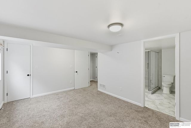 6636 Pinkney Street, Omaha, NE 68104