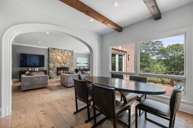 8 Ridgeview Circle, Armonk, NY 10504