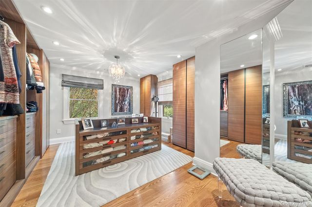 8 Ridgeview Circle, Armonk, NY 10504