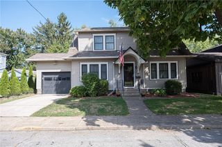 1129 Atlantic Ave, Monaca, PA 15061