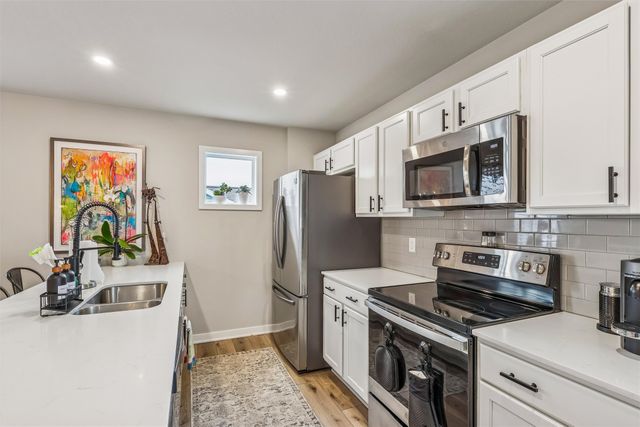 713 Bradford Drive, Norwalk, IA 50211