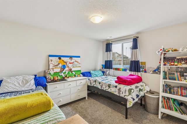 713 Bradford Drive, Norwalk, IA 50211