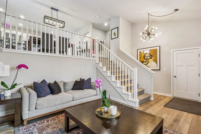 713 Bradford Drive, Norwalk, IA 50211