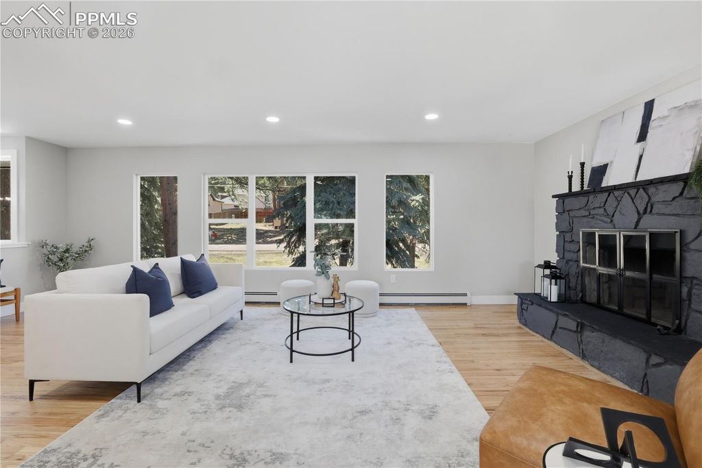 307 S Evergreen Street, Woodland Park, CO 80863 — photo 2