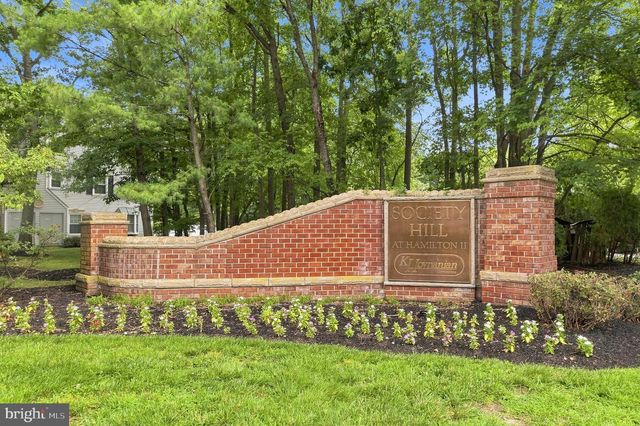 85 CHEVERNY CT, Hamilton, NJ 08619