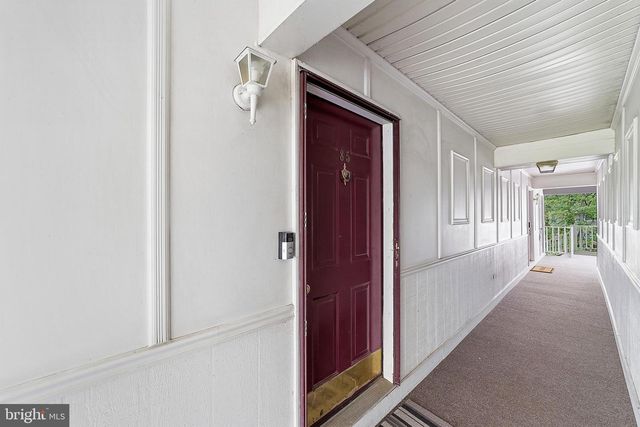 85 CHEVERNY CT, Hamilton, NJ 08619