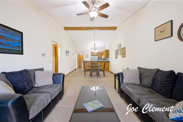 8783 Courtland Drive, Rockford, MI 49341