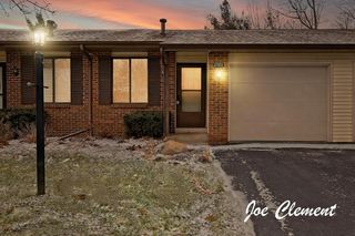 8783 Courtland Drive, Rockford, MI 49341