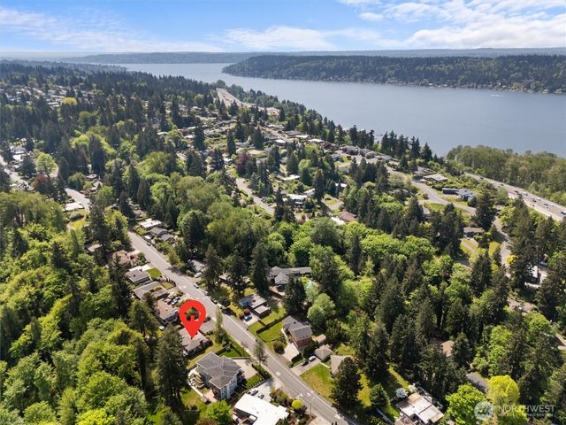 4536 119th Avenue SE, Bellevue, WA 98006