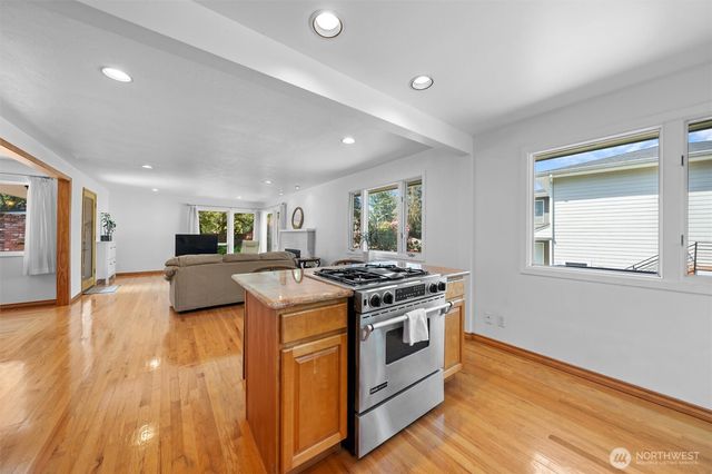 4536 119th Avenue SE, Bellevue, WA 98006