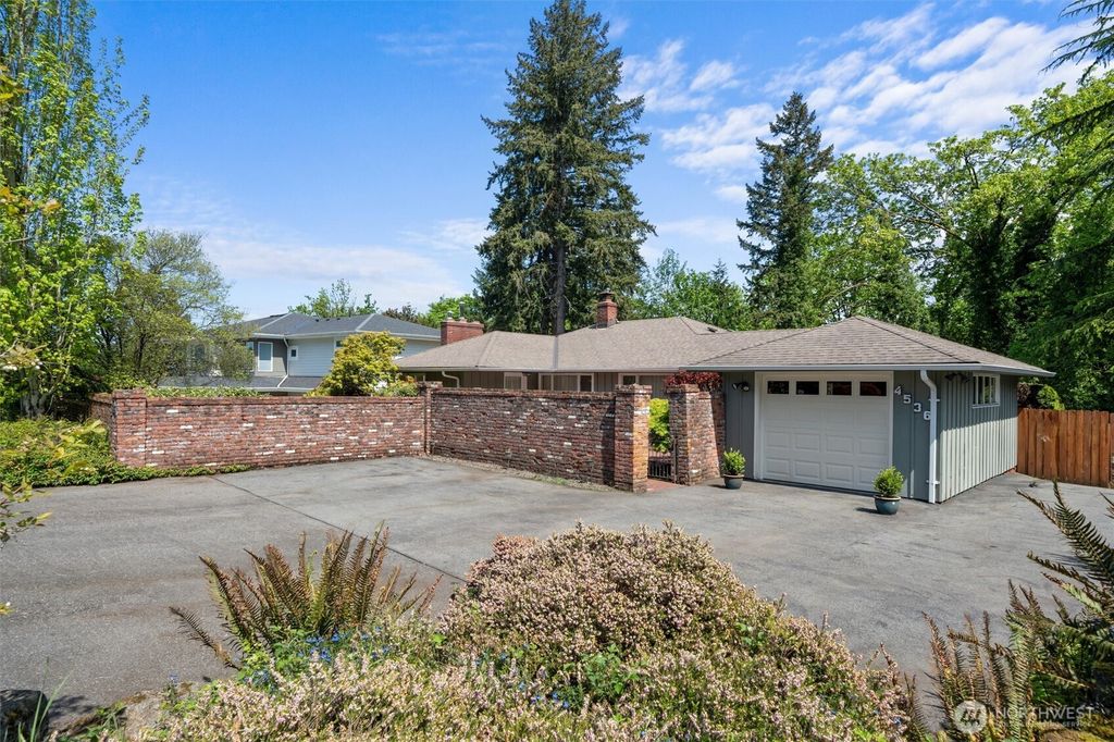 4536 119th Avenue SE, Bellevue, WA 98006
