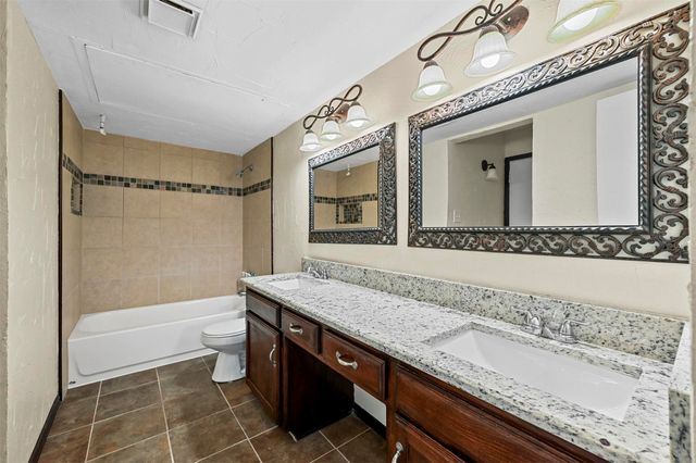 6005 Dooley Drive, The Colony, TX 75056