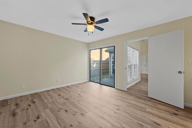 6005 Dooley Drive, The Colony, TX 75056