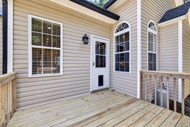 239 Tomahawk Drive, Clayton, NC 27520
