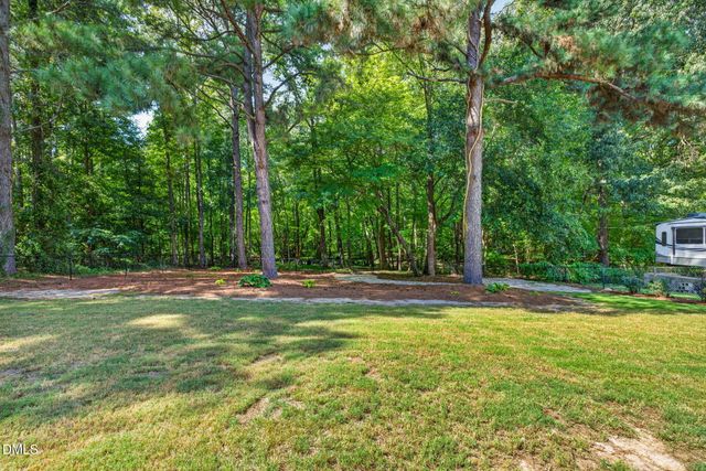 239 Tomahawk Drive, Clayton, NC 27520