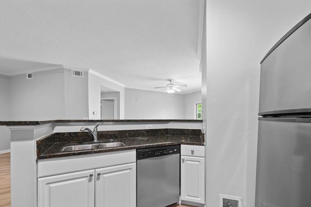1300 Park West Boulevard Unit 1122, Mount Pleasant, SC 29466