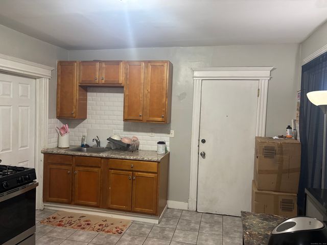 19 Moore Avenue, East Hartford, CT 06108