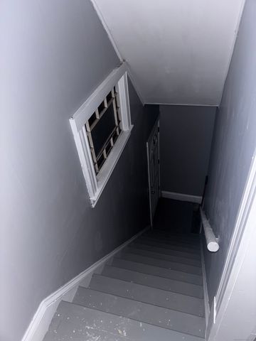 19 Moore Avenue, East Hartford, CT 06108