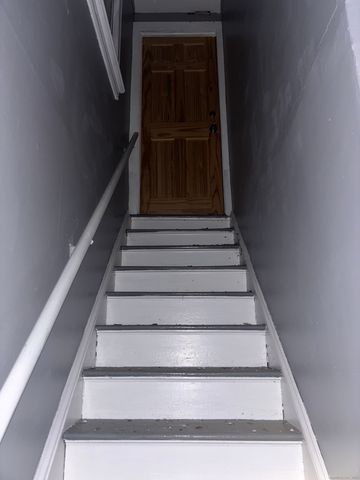 19 Moore Avenue, East Hartford, CT 06108