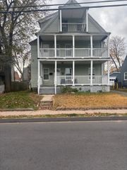 19 Moore Avenue, East Hartford, CT 06108