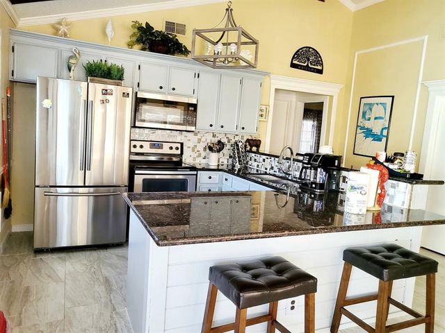 22104 Zapata Drive, Galveston, TX 77554