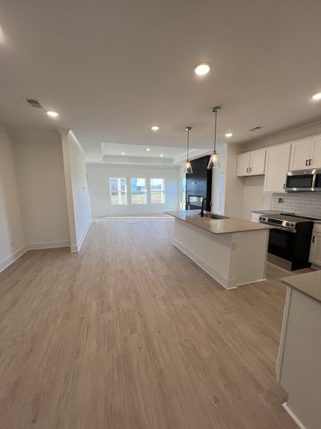 300 Strong Street, Columbia, TN 38401