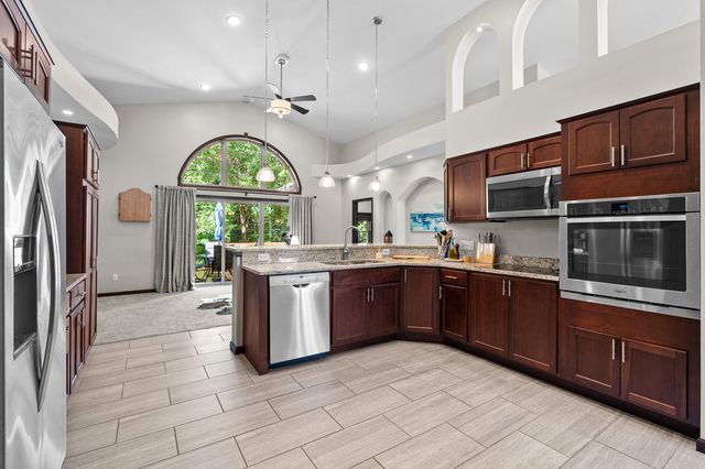 9632 Woodlawn Drive, Portage, MI 49002