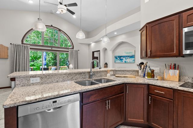 9632 Woodlawn Drive, Portage, MI 49002