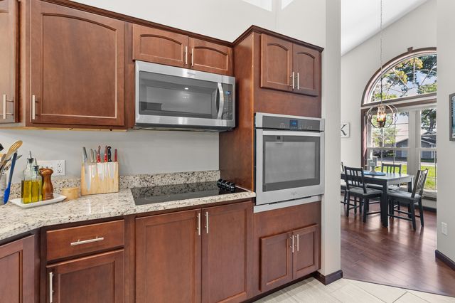9632 Woodlawn Drive, Portage, MI 49002