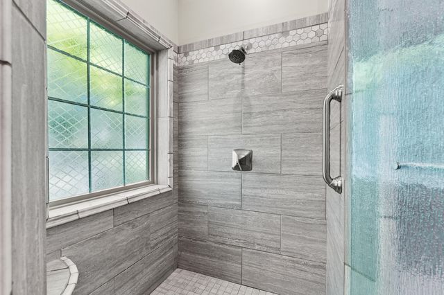 9632 Woodlawn Drive, Portage, MI 49002