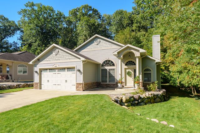 9632 Woodlawn Drive, Portage, MI 49002