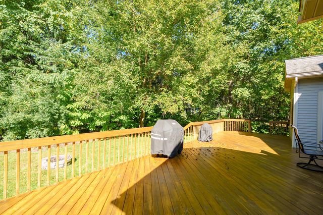 9632 Woodlawn Drive, Portage, MI 49002