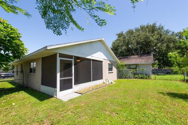 1521 13TH STREET W, Palmetto, FL 34221