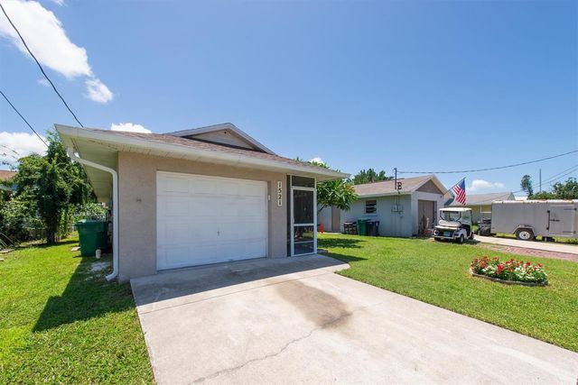 1521 13TH STREET W, Palmetto, FL 34221