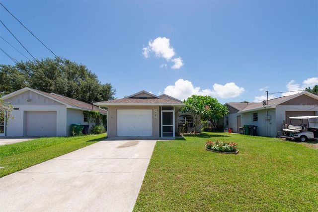 1521 13TH STREET W, Palmetto, FL 34221