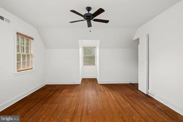 1205 LORE AVE, Wilmington, DE 19809