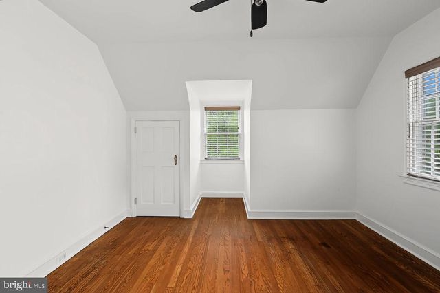 1205 LORE AVE, Wilmington, DE 19809