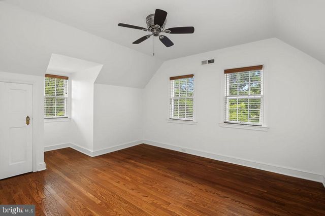 1205 LORE AVE, Wilmington, DE 19809
