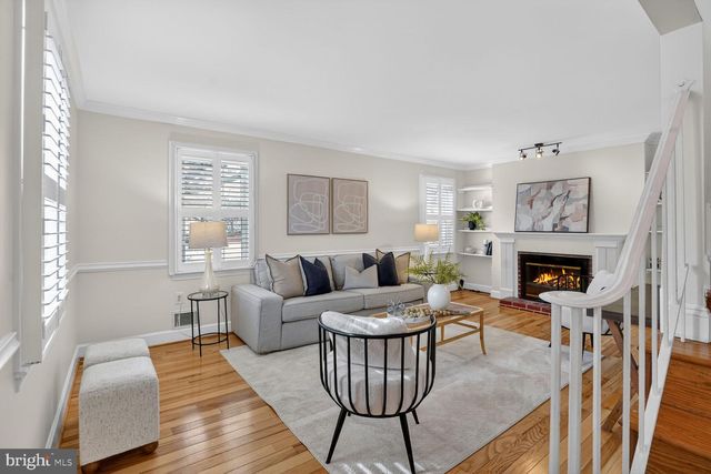 6015 TICONDEROGA CT, Burke, VA 22015