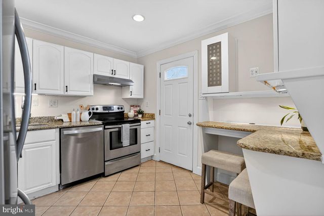 6015 TICONDEROGA CT, Burke, VA 22015