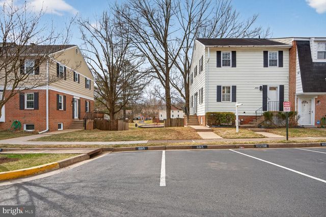 6015 TICONDEROGA CT, Burke, VA 22015