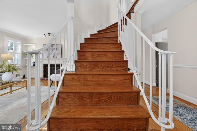 6015 TICONDEROGA CT, Burke, VA 22015