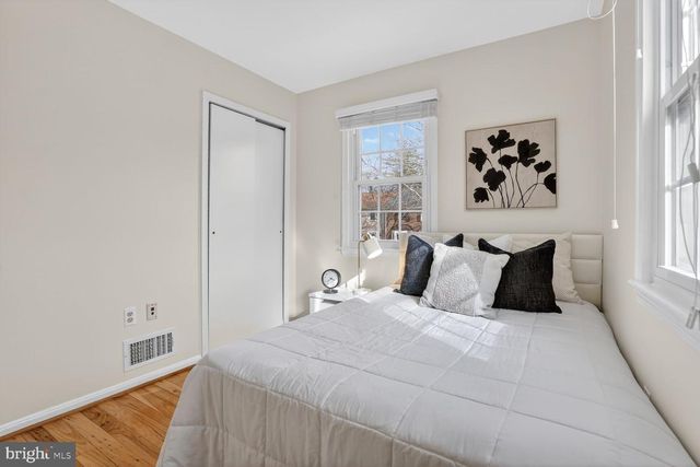 6015 TICONDEROGA CT, Burke, VA 22015