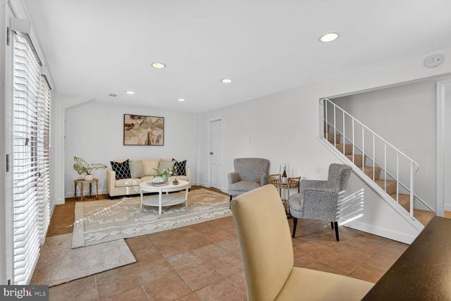 6015 TICONDEROGA CT, Burke, VA 22015